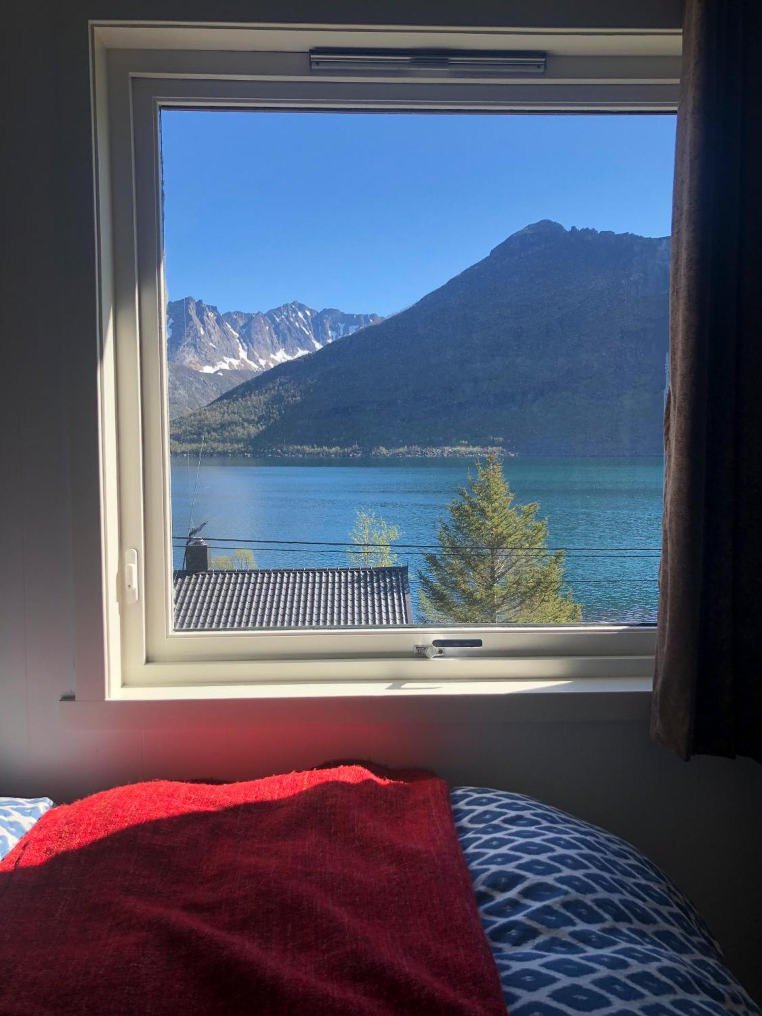 Segla Guesthouse - With View Of Fjord Fjordgard Habitación foto